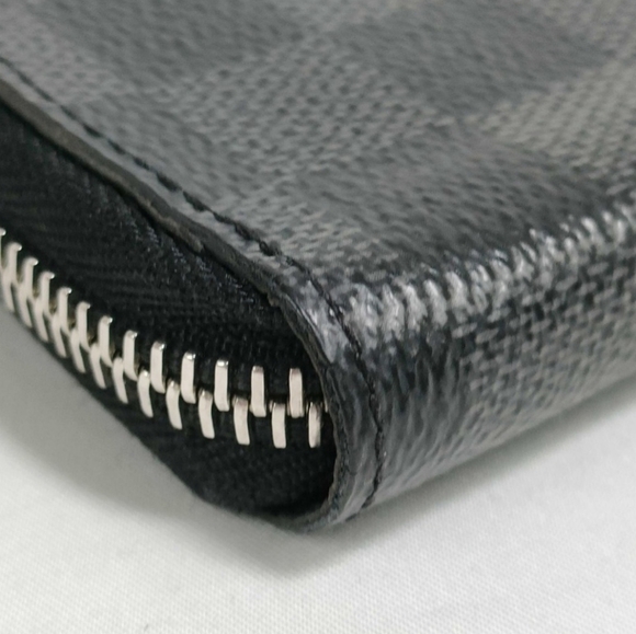 Louis Vuitton Damier Graphite Zippy Wallet - Picture 3 of 13